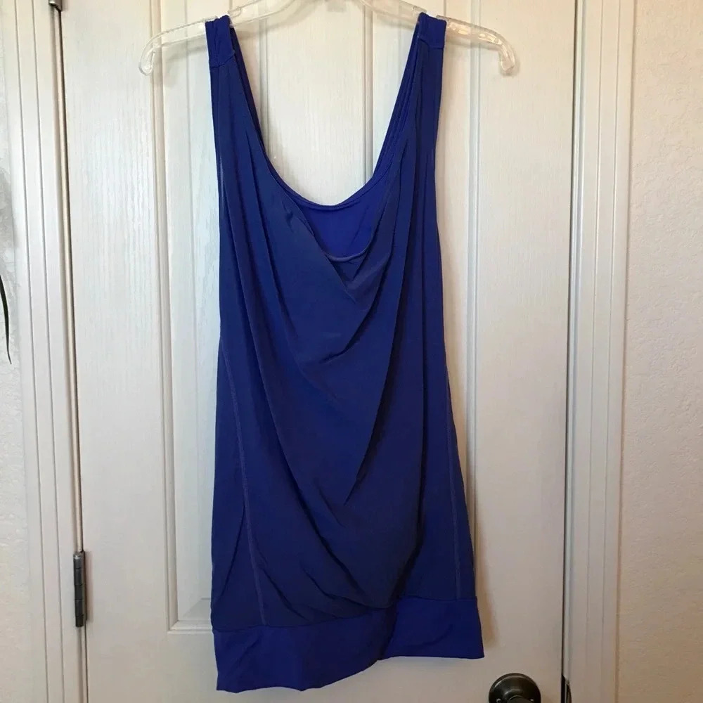 MPG Womens XL Flow Double Layer Yoga Tank Top Blue Excellent Used Condition